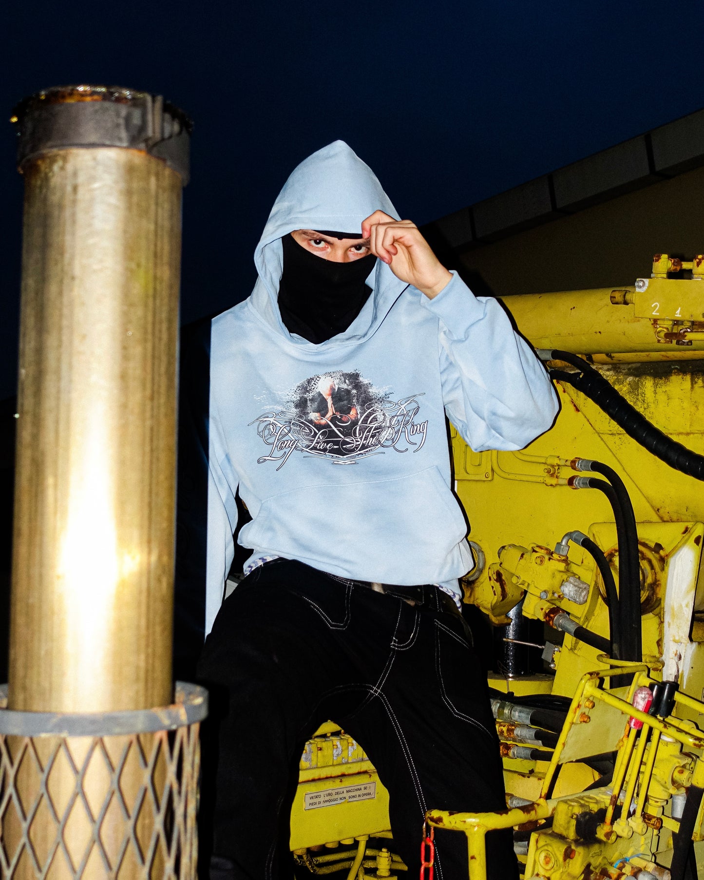 ARMANI - LONG LIVE THE KING